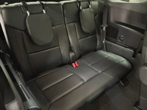 Used 2025 Ford Explorer ST w/ Sun And Sound Package AWD/4WD image 18