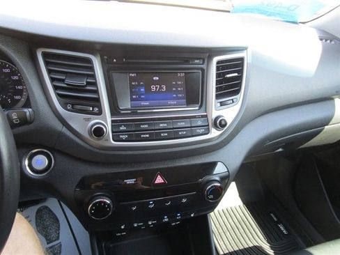 Used 2016 Hyundai Tucson Sport AWD/4WD image 12