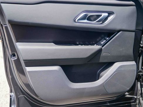 New 2026 Land Rover Range Rover Velar Dynamic SE AWD/4WD image 21