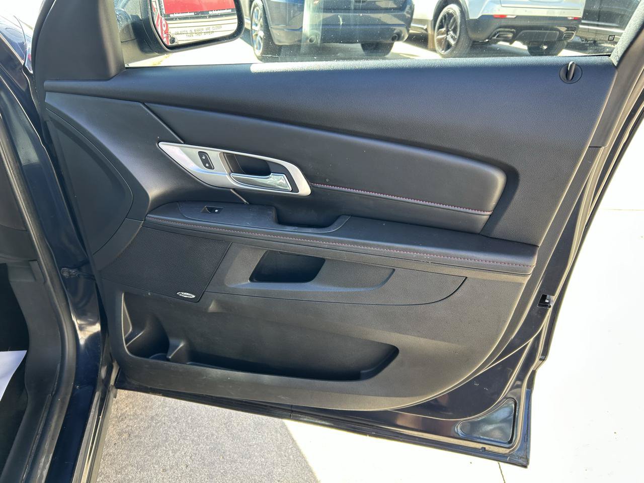 Used 2015 GMC Terrain SLT FWD image 16