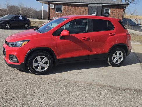 Used 2020 Chevrolet Trax LS w/ Tint and Cruise Package image 2