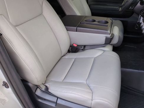 Used 2019 Toyota Tundra SR image 22