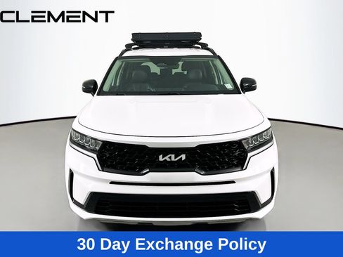 Used 2022 Kia Sorento S FWD image 3