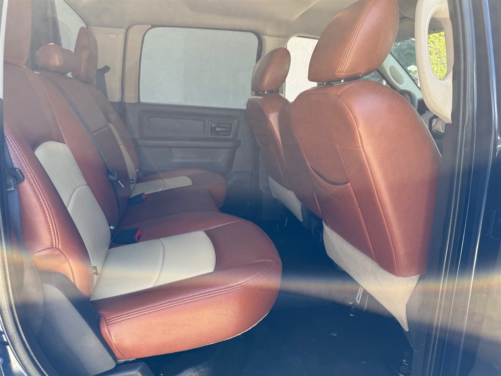 Used 2012 RAM 3500 ST w/ ST Decor Group AWD/4WD image 4