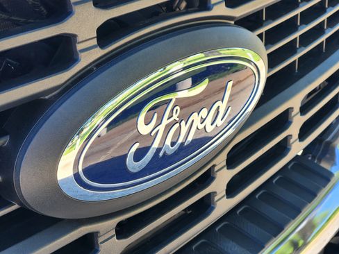 Used 2024 Ford F250 XL w/ XL Chrome Package RWD image 27