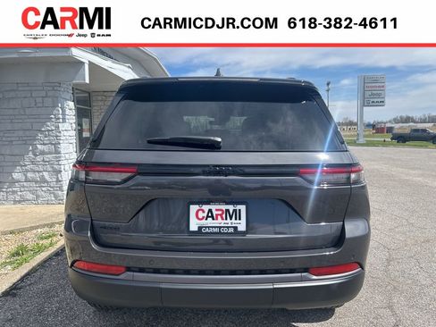 New 2026 Jeep Grand Cherokee Altitude AWD/4WD image 5
