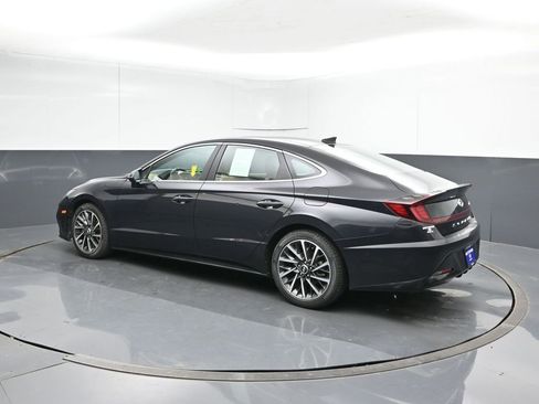 Used 2023 Hyundai Sonata Limited FWD image 3