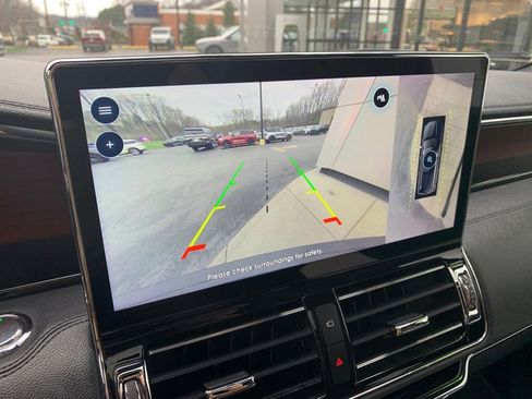 Certified 2022 Lincoln Navigator Reserve image 30