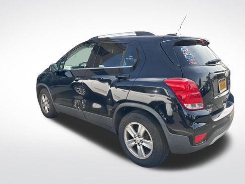 Used 2017 Chevrolet Trax LT image 3