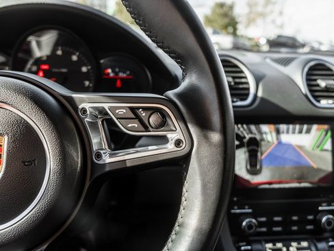 Used 2018 Porsche 718 Cayman Base image 20