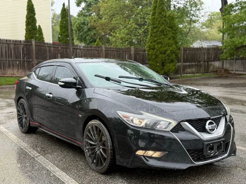 Used 2017 Nissan Maxima 3.5 SV image 2