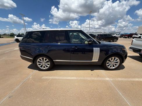 Used 2017 Land Rover Range Rover HSE AWD/4WD image 4