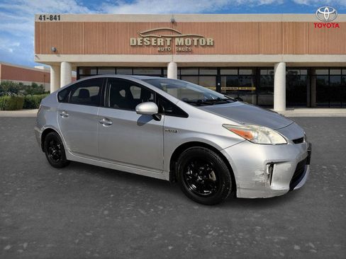 Used 2012 Toyota Prius Two FWD image 1