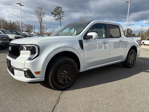 New 2026 Ford Maverick Lobo image 8