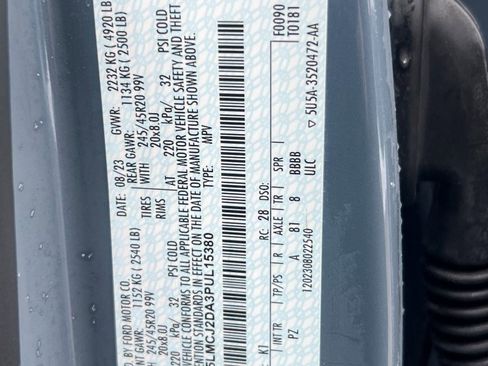 Used 2023 Lincoln Corsair Reserve w/ Equipment Group 201A image 31