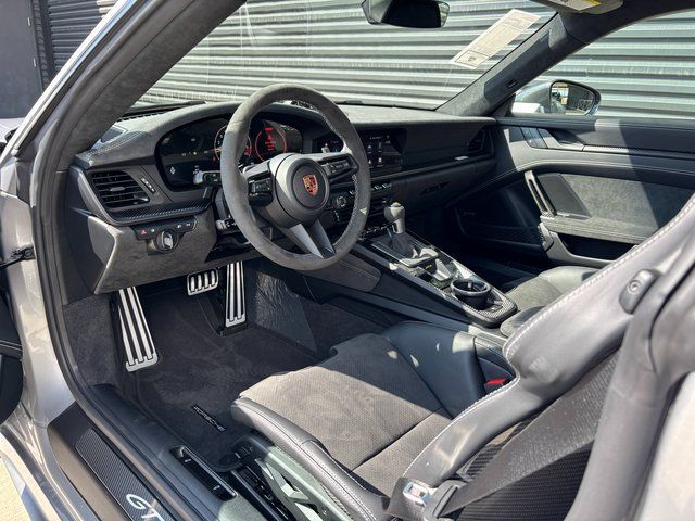 Certified 2026 Porsche 911 GT3 RWD image 4