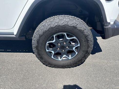 Used 2023 Jeep Wrangler Unlimited Rubicon 4xe w/ Cold Weather Group AWD/4WD image 6