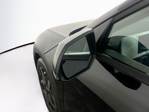 Used 2024 Hyundai Ioniq 5 SEL image 16