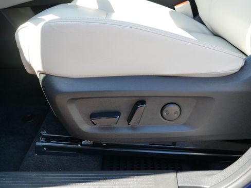Certified 2023 Nissan Rogue SL w/ SL Premium Package AWD/4WD image 20