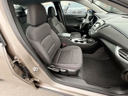 Used 2024 Chevrolet Malibu LT FWD image 28