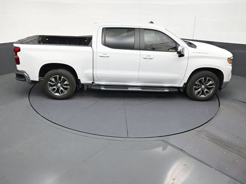 Used 2022 Chevrolet Silverado 1500 LT RWD image 17