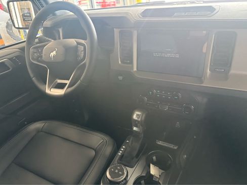 New 2026 Ford Bronco Outer Banks AWD/4WD image 15
