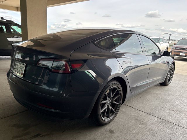 Used 2021 Tesla Model 3 Long Range AWD/4WD image 3