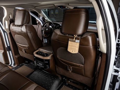 Used 2025 RAM 3500 Longhorn image 30