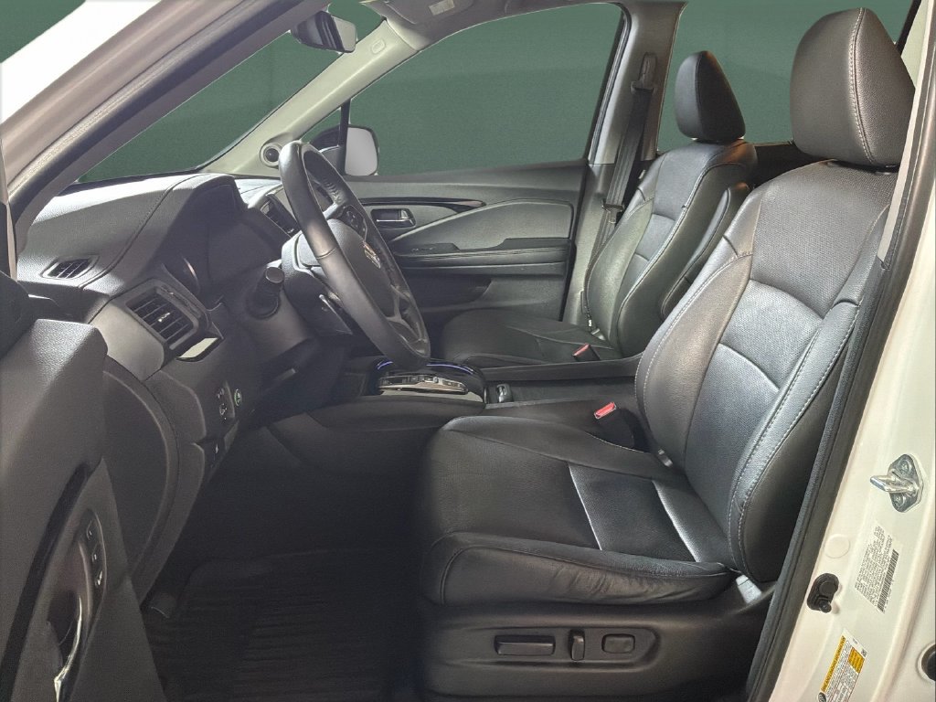 Used 2022 Honda Pilot Elite image 14