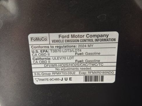 Used 2024 Ford Explorer ST w/ Technology Package image 41