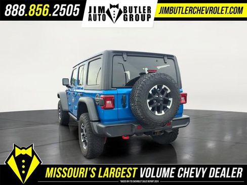 Used 2025 Jeep Wrangler Unlimited Rubicon AWD/4WD image 2