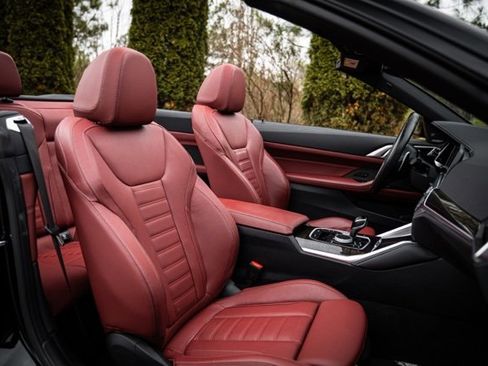 Used 2023 BMW M440i Convertible w/ Premium Package image 39