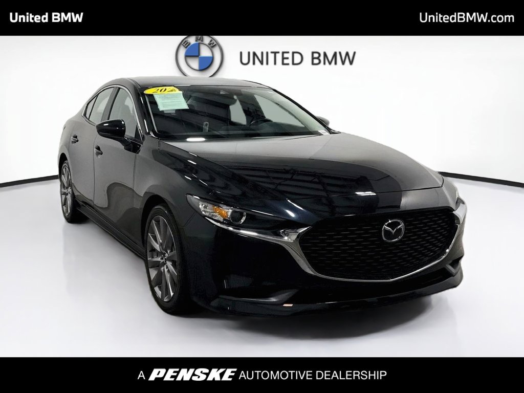 Used 2023 MAZDA MAZDA3 s FWD image 3