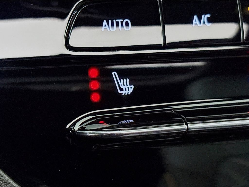 New 2026 Buick Envista Avenir FWD image 19