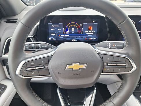 Used 2025 Chevrolet Tahoe Premier w/ Sun And Tow Package image 17