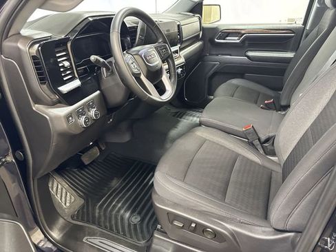 Certified 2024 GMC Sierra 1500 Elevation image 11