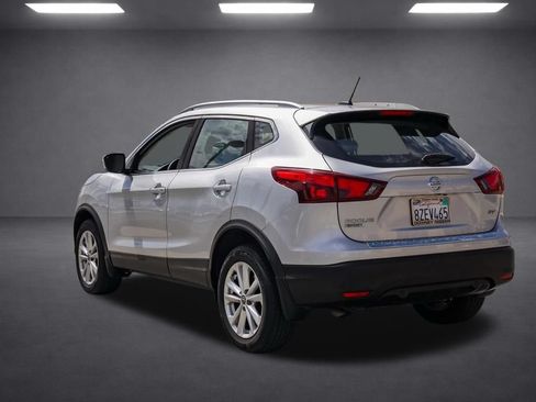 Used 2019 Nissan Rogue Sport SV FWD image 6