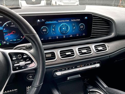 Used 2020 Mercedes-Benz GLS 580 4MATIC image 6