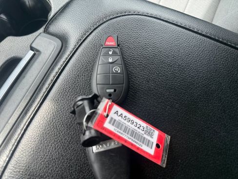 Used 2023 RAM 1500 Classic SLT w/ Trailer Tow Group AWD/4WD image 17
