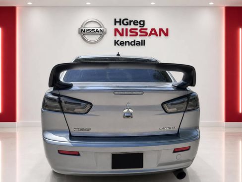 Used 2017 Mitsubishi Lancer ES FWD image 5