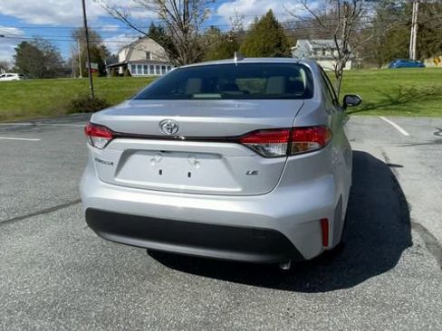 New 2026 Toyota Corolla LE FWD image 8