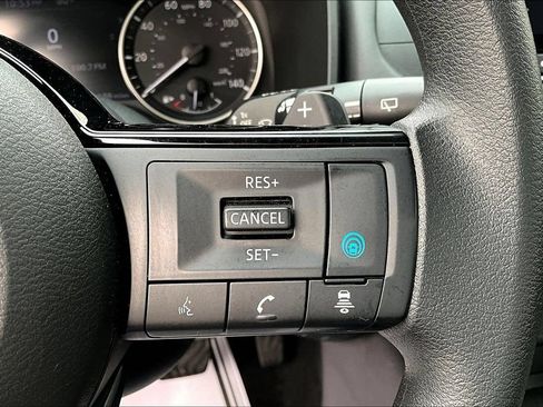 Certified 2023 Nissan Rogue SV AWD/4WD image 12