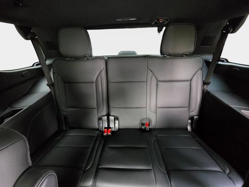 Used 2026 GMC Yukon Denali AWD/4WD image 18