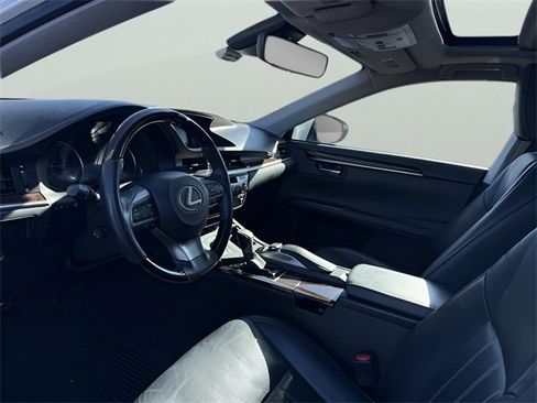 Used 2018 Lexus ES 350 image 13