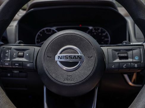 Used 2021 Nissan Rogue SV FWD image 24