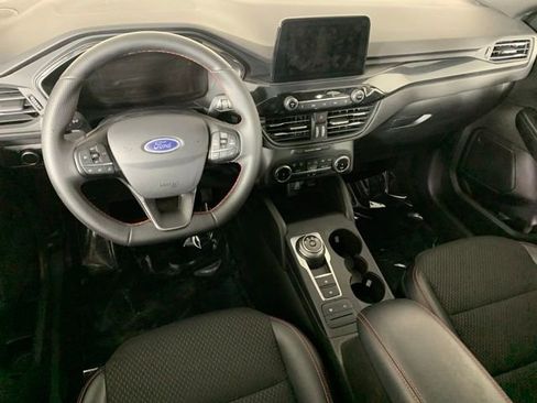 Used 2025 Ford Escape ST-Line AWD/4WD image 9