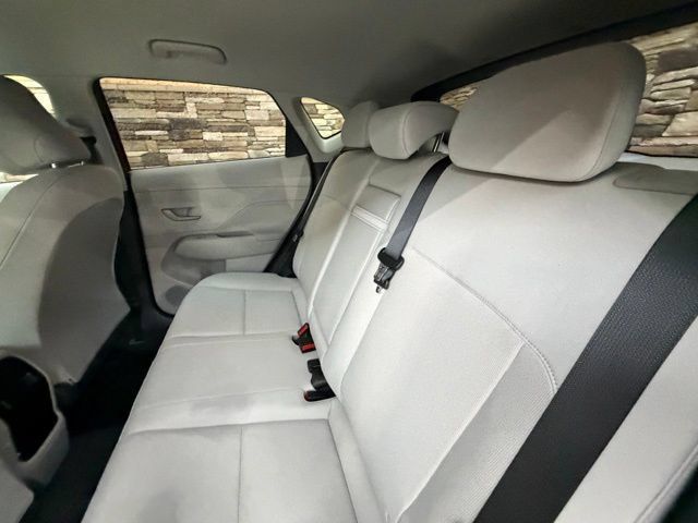 Certified 2024 Hyundai Kona SEL AWD/4WD image 31