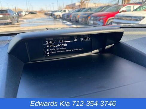 Used 2024 Subaru Forester Premium image 27