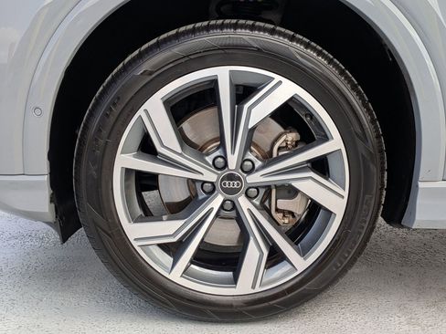 Used 2023 Audi Q4 e-tron Premium Plus w/ Premium Plus AWD/4WD image 27