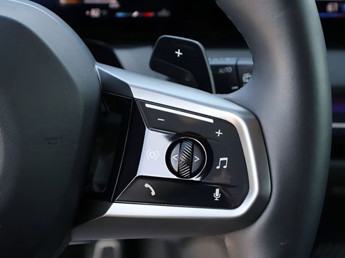 Used 2025 BMW X3 xDrive30i image 34